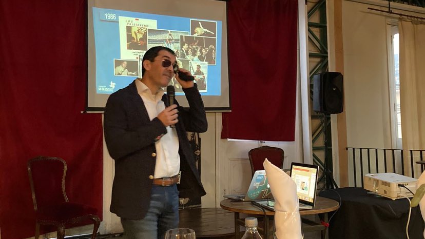MarceloGonzalez's tweet photo. Adivinen quien volvió a sentir la hiperglicemia de los eventos en vivo… Sí! Ese mismo. Esta vez ante Químicos Farmacéuticos de la Región de Valparaíso, Chile. Nada mal luego de casi 2 años sin sentir la adrenalina de una presentación. #ePaciente #FundaciónMiDiabetes https://t.co/xo1zyItMIf