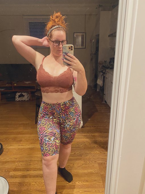 Ok back on my @onepeloton bullshit. Who are your fav instructors? 🚴🏻&zwj;♀️ https://t.co/vYulgR4mUM<a class="tags" target="_blank" title="On Twitter" href="/?out=eyJ0eXAiOiJKV1QiLCJhbGciOiJIUzUxMiJ9.eyJpYXQiOjE3MjIxMTQxNDAsImlzcyI6InR3cG9ybnN0YXJzLmNvbSIsIm5iZiI6MTcyMjExNDE0MCwiZXhwIjoxNzUzNjUwMTQwLCJyZWRpcmVjdF91cmwiOiJodHRwczovL3R3aXR0ZXIuY29tL29uZXBlbG90b24ifQ.eJ8LIZrgrUunVJ3FxIf20gL_yGo3GQJnsekgKdidxfvlNWMXH61USWEvmDnbjRZ2UfjD1MiY6a36eKB-ssxWTQ">@onepeloton</a><a href="/tag/flymetoyou"class="tags"><span>#flymetoyou</span></a>