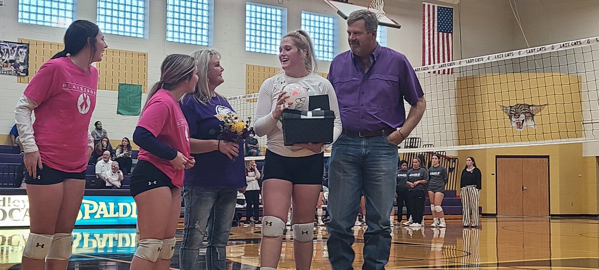 godley_vball's tweet photo. SENIOR•NIGHT•2021
Thank you Seniors for all you have given to Godley Volleyball! 💜🏐💛 https://t.co/Z4VJUwX1iE