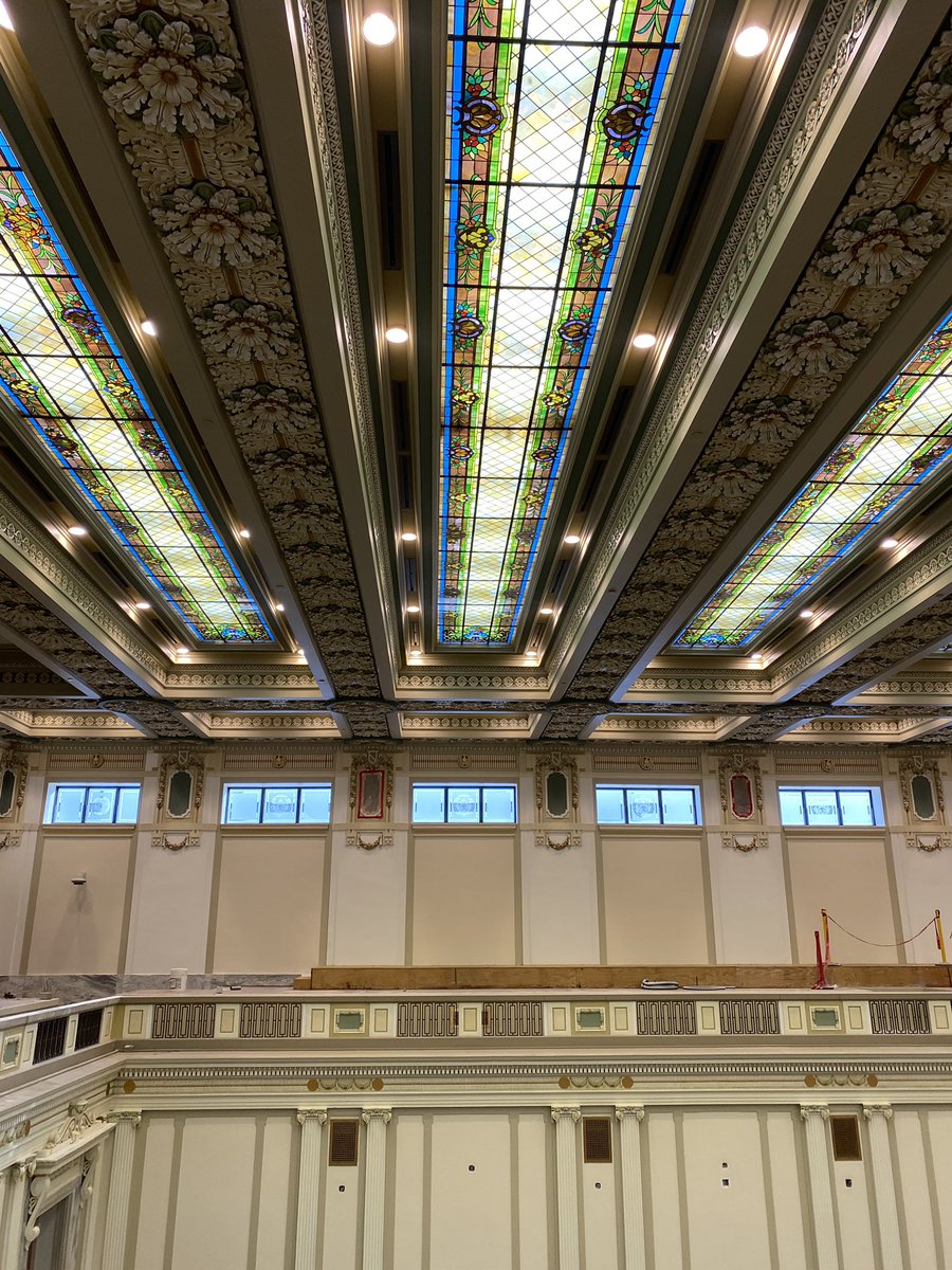 DeborahDecks's tweet photo. #OKStateCapitol Chamber #SMPSOklahoma @fsb_ae @ManhattanBuild @CapitolRestore @okhistory #architecture https://t.co/Ns8lu2jZcB