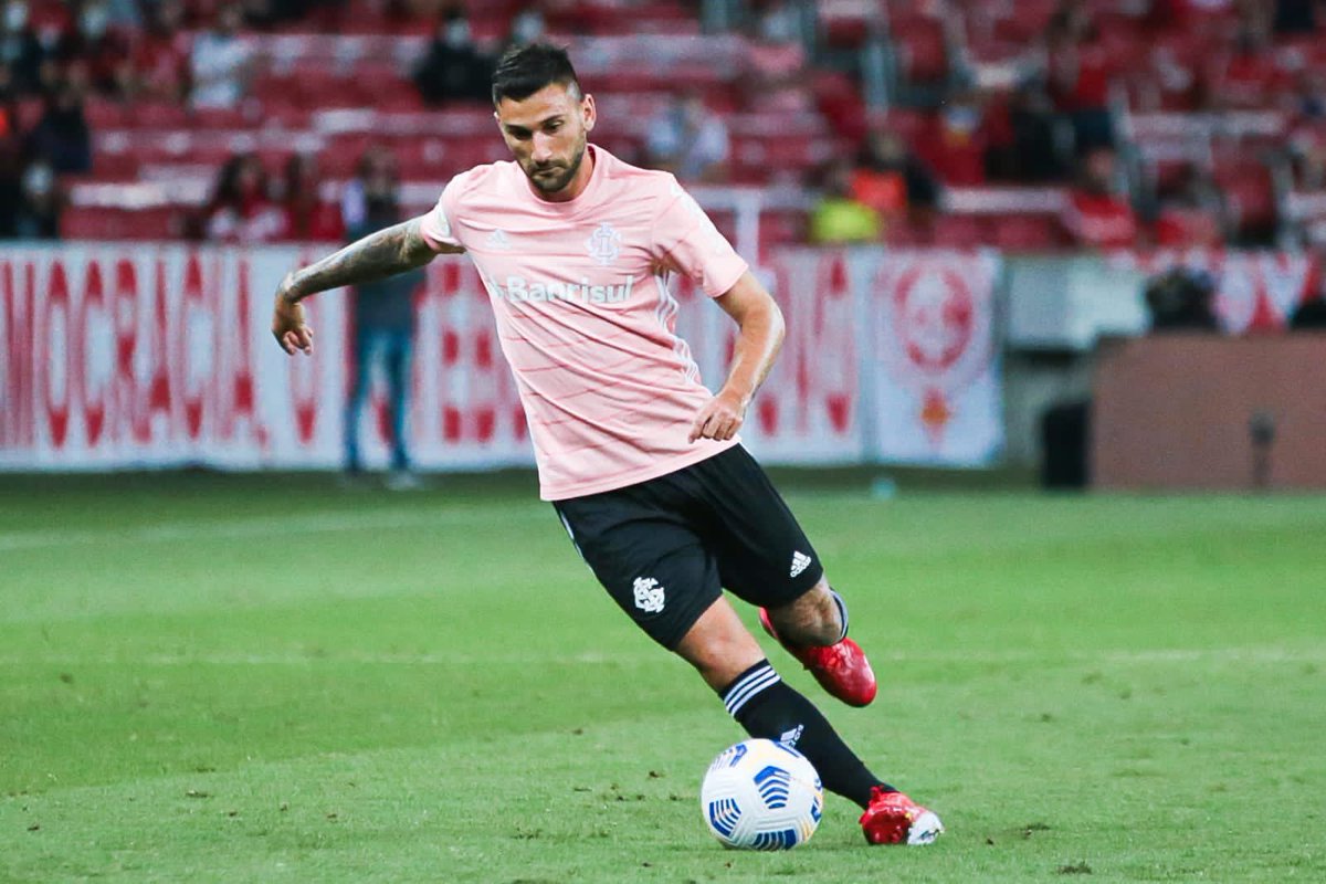 Jogo difícil, seguir trabalhando 💪🏽