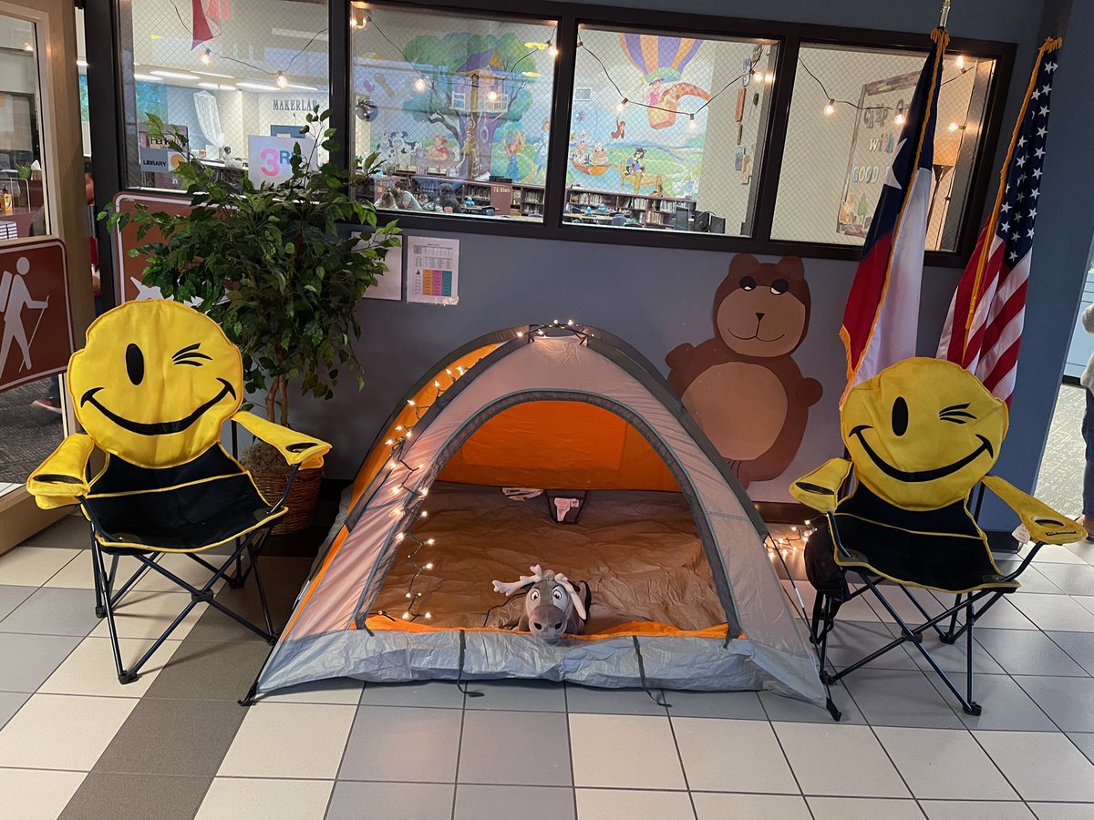 JacksonLCISD's tweet photo. Jackson Jets rocked the school today. Teachers engaged students with all kind of camping themed learning! Pt.1 @JacksonLCISD #rocktheschool https://t.co/JJdjH9DZoB