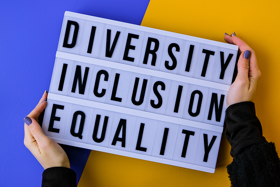 InformaBTL's tweet photo. Según una encuesta realizada por #Google y #TheFemaleQuotient, 64% dijo que tomaron algún tipo de acción después de ver un anuncio que consideraban diverso o #inclusivo.
Ventajas del #marketing inclusivo 👉👉 https://t.co/H5GcbMT5yR
#iBTL
#JuntosHacemosMás
#Logitech
#Sephora https://t.co/8l5wbc4PFy