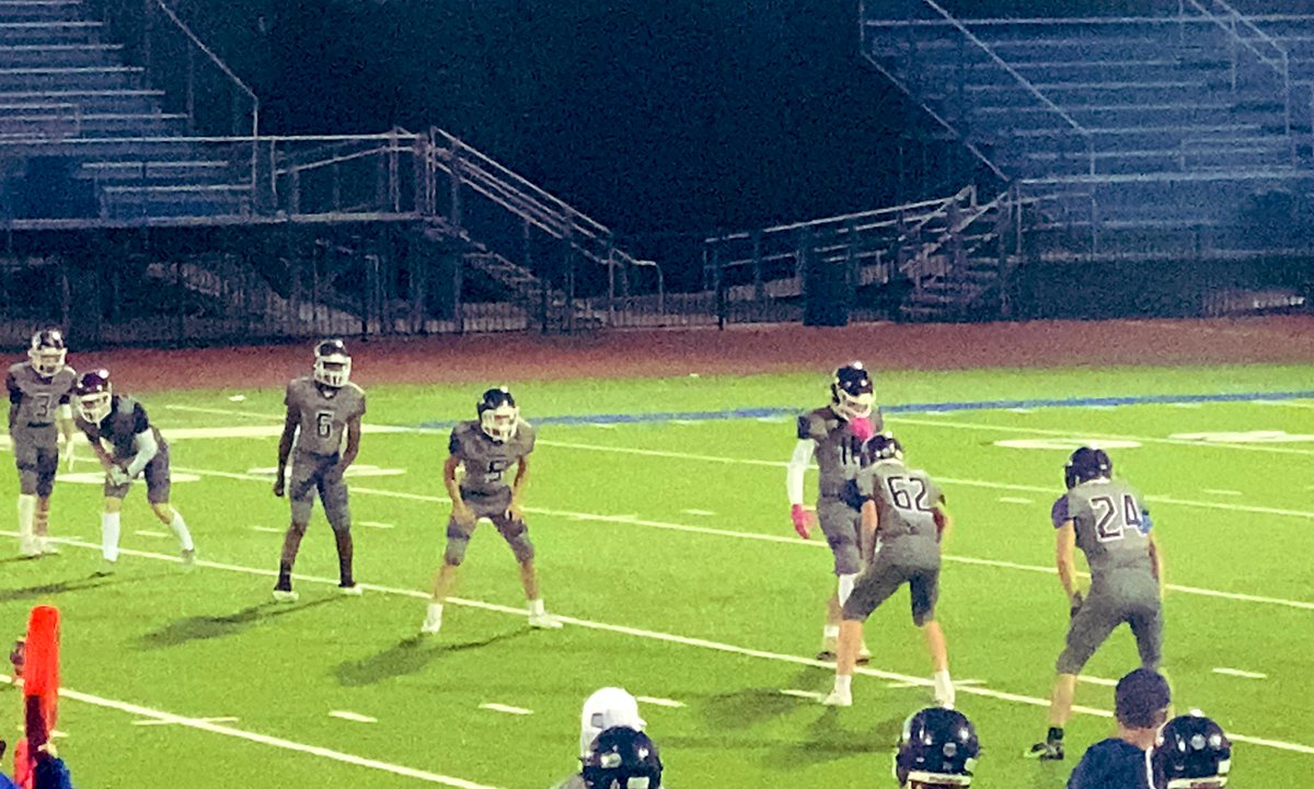 aundrea_hanna's tweet photo. My DOGS played some smash mouth football tonight and brought home the 42-21 WIN over Harrison!! #62ismine #noseguard #linebacker #specialteams https://t.co/vcBDkYeCNm