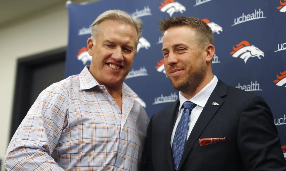 HisAndHerlihys's tweet photo. This moron gave up on this stud after 6 wins with a terrible, injury-ravaged roster.
3 years later, he’s starting the guy Case replaced in Minnesota, still under .500 and just watched him take him down again. Keep cashing them checks, John! #broncos #keenum https://t.co/UTZYVSADWR