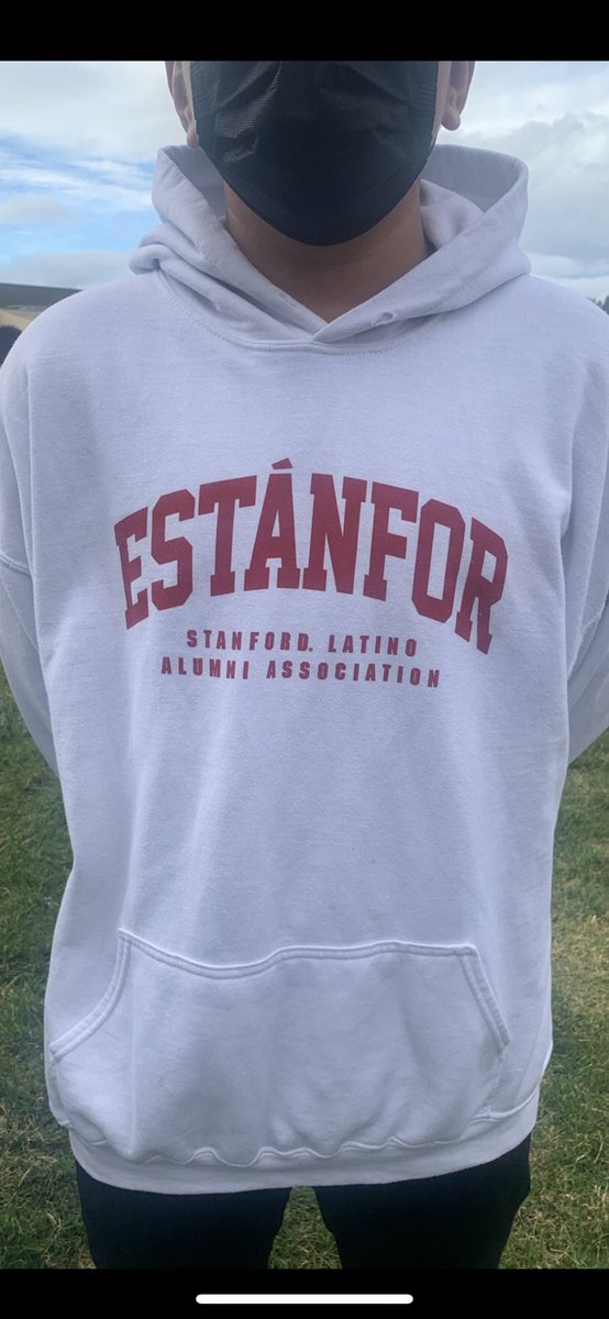 TheMillennialMD's tweet photo. Estanfor! I need one of these. Shout out to the Stanford Latino Alumni Association! @StanfordMed @Stanford #estanfor https://t.co/J7XYnw4rys https://t.co/SQWca5N57d