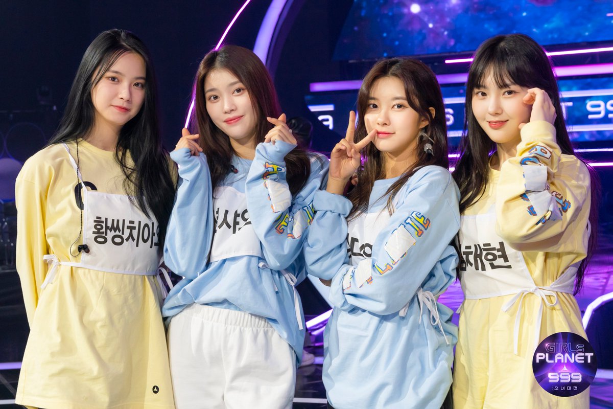 _mnetplanet's tweet photo. [Girls Planet 999] Behind Photos l The Rehearsal for the Final ②

Participants are so excited to be on the Final!
Planet Guardians! See you soon at 8PM (KST)!💜

Whose dream will you be the guardian of? 
<#GirlsPlanet999 : #TheGirlsSaga>
FINAL LIVE at Tonight 8 PM (KST) #Mnet https://t.co/WaBwdIEIVC