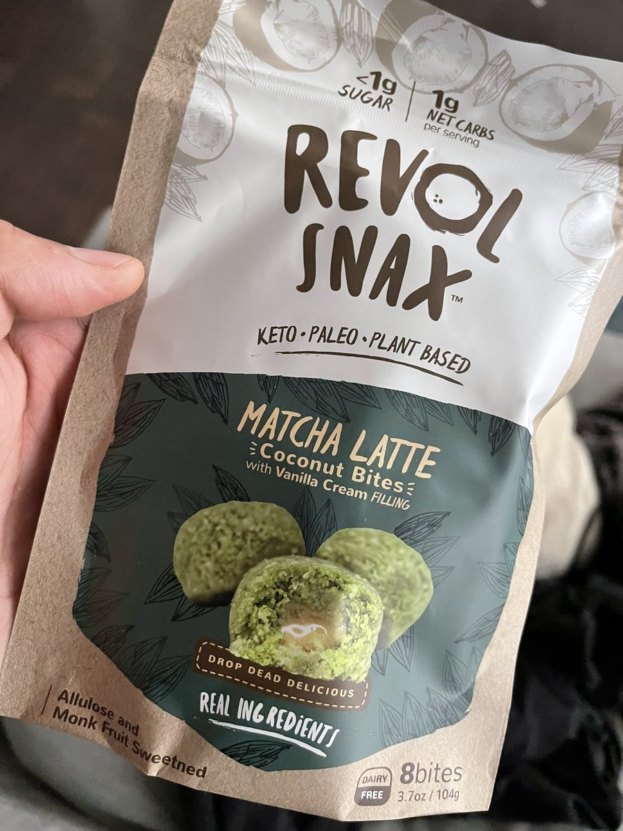 edwardfarinas's tweet photo. These are amazing @RevolSnax 😍😍😍 https://t.co/A3xGKBH1Wj