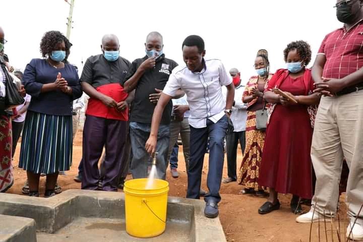 TauDon8's tweet photo. There arw better chances that @GrantonSamboja will lead this county well. 
#GavanaSamboja5Tena https://t.co/tEvg4NpY6I