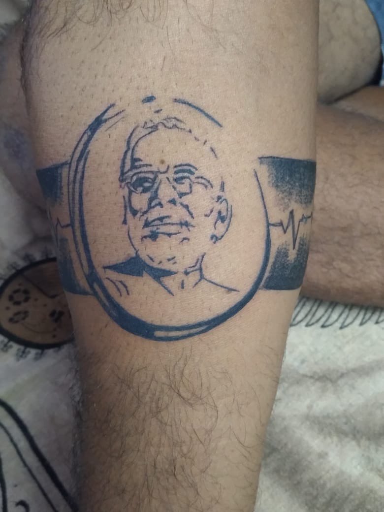 ppate43's tweet photo. Hey @PMOIndia @narendramodi !
Check out this tattoo from your biggest fan- my dad.
Please reply to make his 50th birthday the greatest. 

#ModiHaiToMumkinHai #Modi #PMOIndia #Modiji #NarendraModi 
#PMModi #pmcares https://t.co/FEDN0ob7Mv