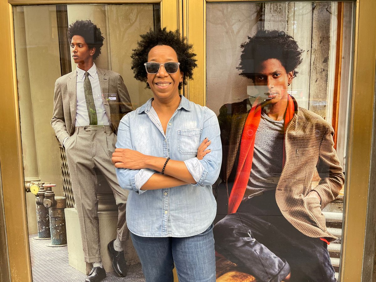 ingridriley's tweet photo. Took the afternoon off to do random shit in Gotham with my parrie @TanyaTaylorT2. Twas the mood.
#GridinGotham
#DigitalNomad
#T2randomness
#Hadsomuchfun https://t.co/2106X5Ncim