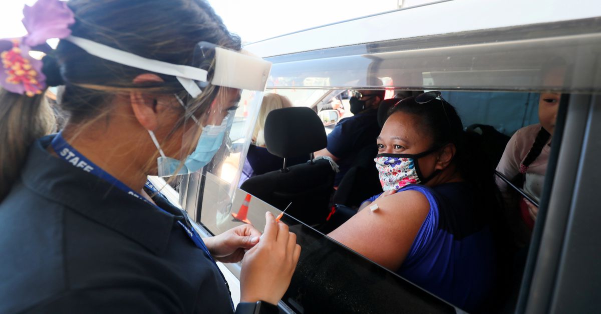 Reuters's tweet photo. New Zealand sets 90% vaccine target for ending COVID-19 lockdown https://t.co/aGPUTwpNcV https://t.co/Mwear6jp3p
