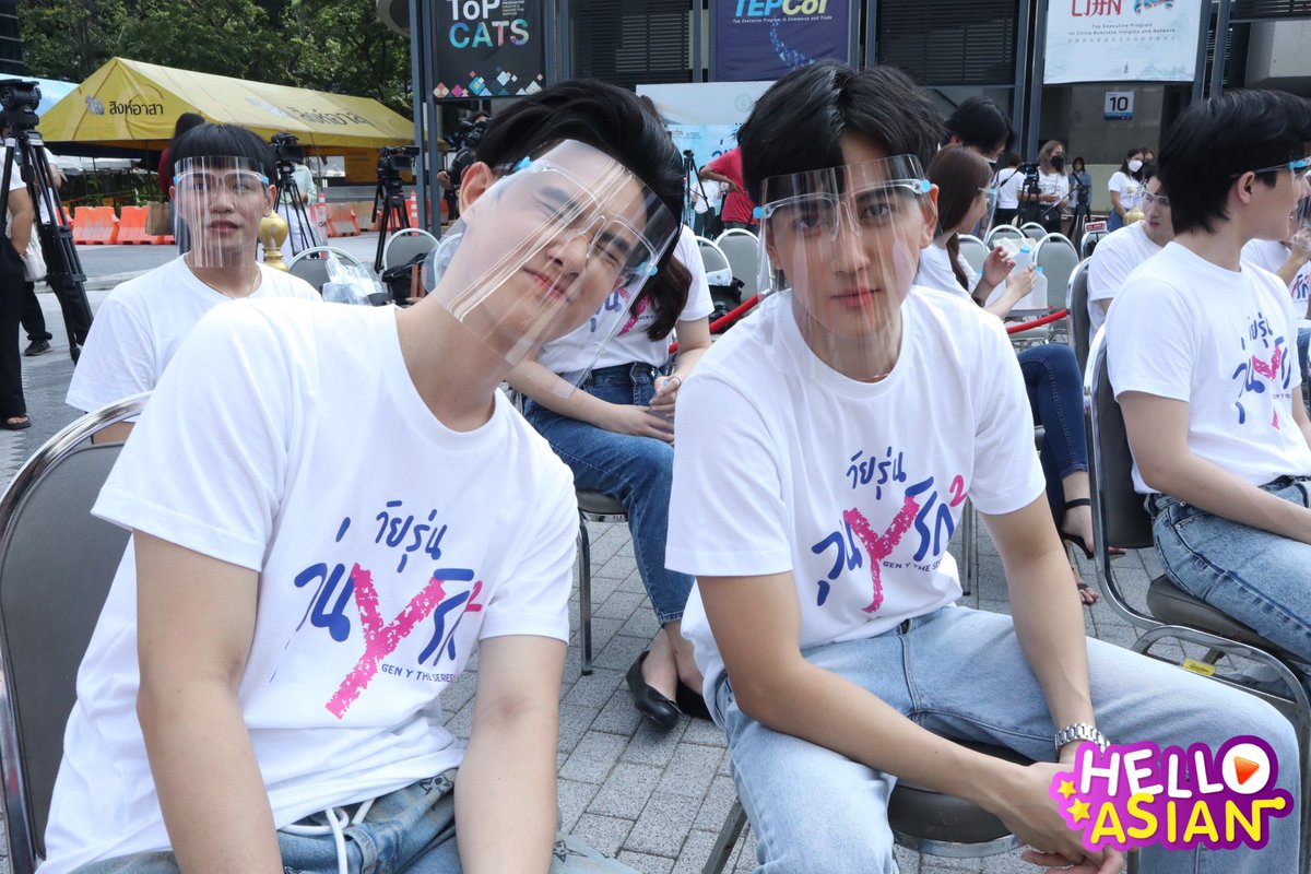 BankBo4InterFan's tweet photo. Bank and Bonus from the other Thai entertainment news.📸
Thanks for a cute shot💕🙏

📌https://t.co/BQDFewIjug
📌 https://t.co/WEKkzlNnaR

#บวงสรวงGenYss2 
#แบงค์โบ
#ด้อม25
#เจ้าแบงค์กล้วยหอม
#นัสยิ้มจิ้มแก้ม https://t.co/Oms01qDJ0I