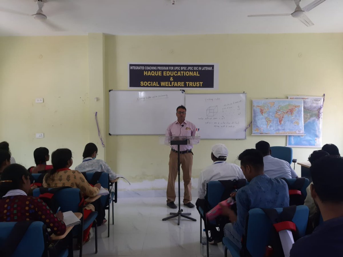 mahaquepa's tweet photo. Math and Reasoning k sabse top faculty Dayanand ji UPSC JPSC BPSC SSC etc k students ko competitive exams math and reasoning k tips dete huye.   Students math and reasoning se CSAT &amp; SSC ko asaani se clear kar lenge  
@HemantSorenJMM 
@LateharDistrict https://t.co/k8vi93NYl0