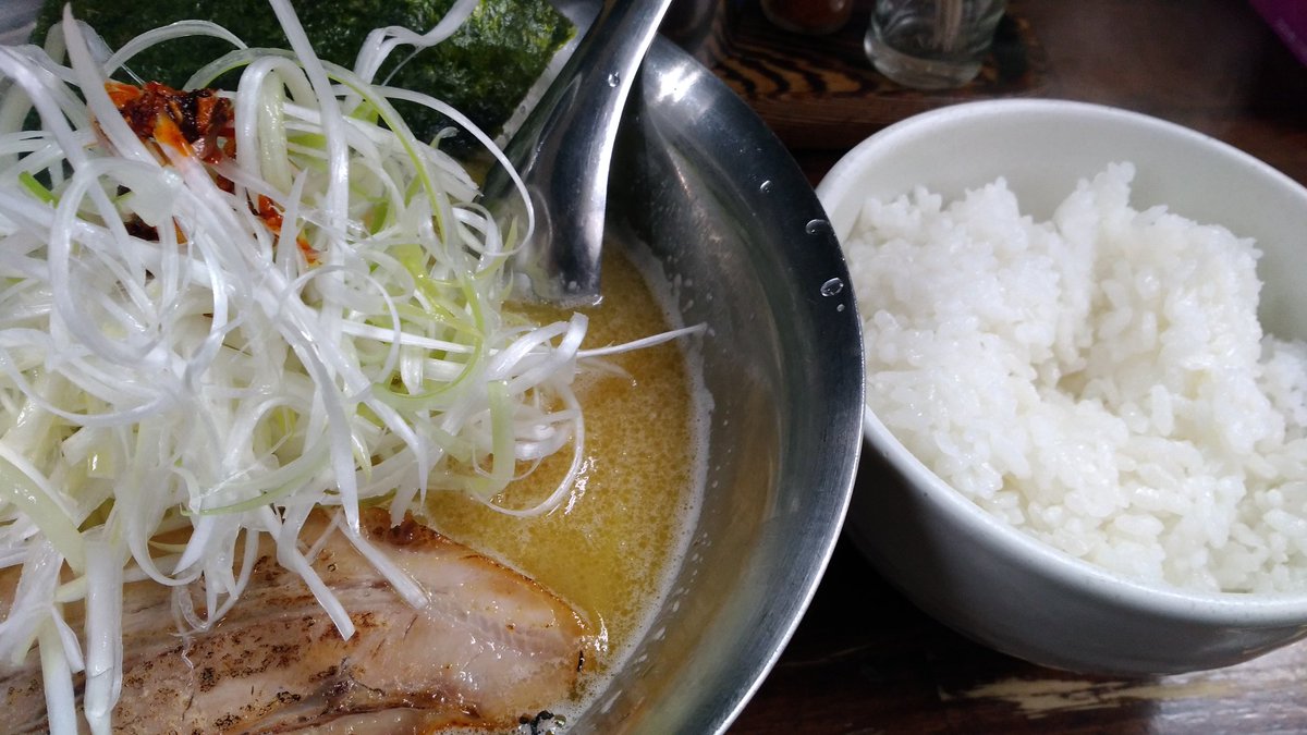 furusan's tweet photo. 燦燦@江古田
ねぎラーメン650円ライス100円
ウマウマごちそうさまでした。

#燦燦
#江古田
#豚骨
#ラーメン
#らーめん
#らぁめん
#らぁ麺
#つけめん
#つけ麺
#ラーメン巡り
#ラーメ���大好き
#ウマウマ
#ごちそうさまでした https://t.co/URZxs1zTjA