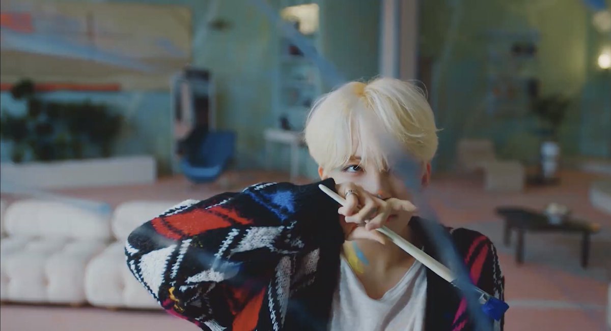 won___u's tweet image. yoon jeonghan was the art school boy I signed up for but never got ??? can I get a refund for college pls this should be the benchmark for acceptance !!