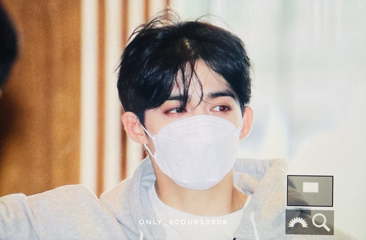 only_scoups88's tweet photo. 211022 기자간담회 퇴근

#세븐틴  #에스쿱스
#SCOUPS #SEVENTEEN   
#SVT_Rockwithyou   
#Attacca https://t.co/nI2cK2xz4m