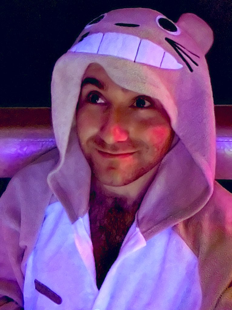 Exclemator's tweet image. I am currently in the VIP section of a club in a Totoro onesie.

How did I get here. I need an adult.