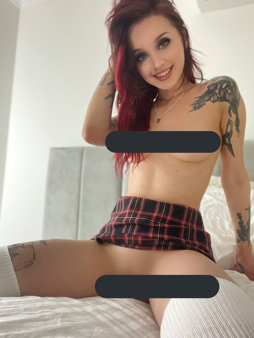 Grinning because she&rsquo;s out of lockdown 🎉🎉🎉 check out more of this set on my site 💋 https://t.co/UPah