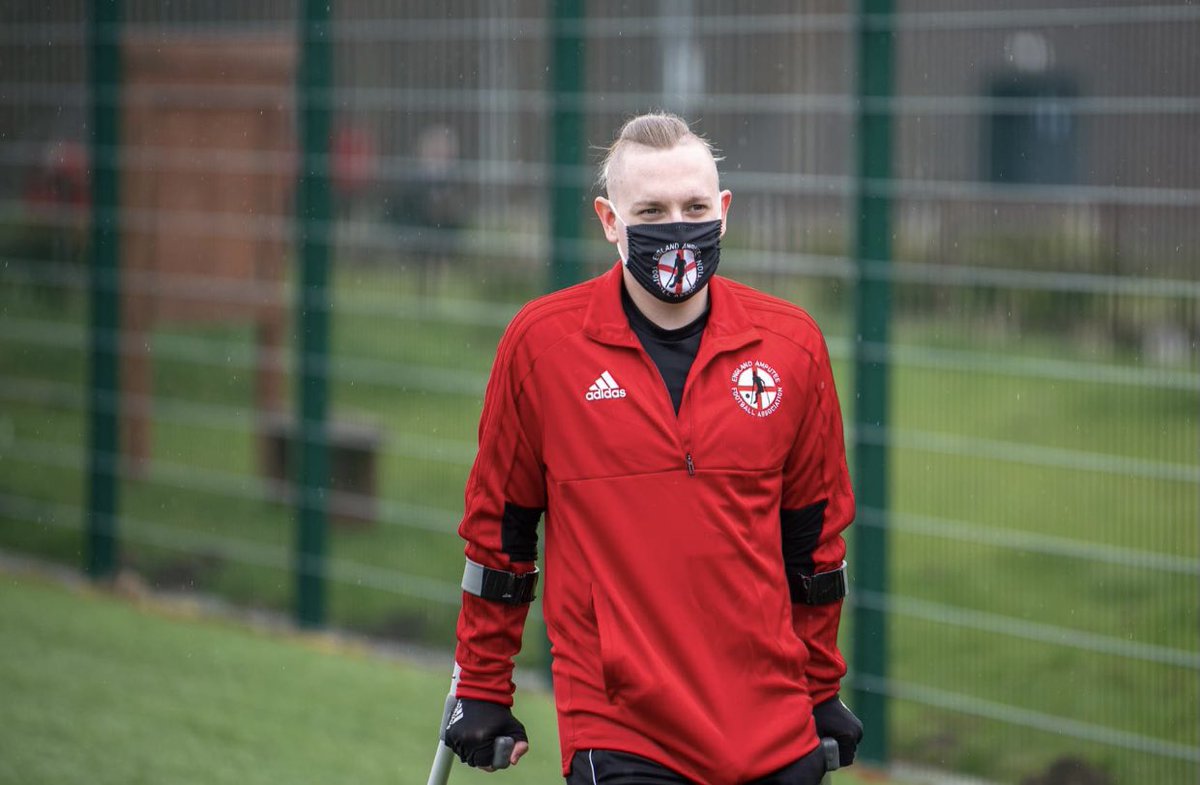 CheGray22's tweet image. What a whirlwind of a 12 months, and the hairs changed quite drastically 😂 21 baby 🥳