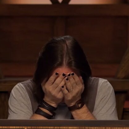 critrolememes's tweet image. Anyways here’s Matt going through every stage of grief plus some new fun bonus ones all at once as Sam reveals his new ‘flask’ 
#CriticalRole #CriticalRoleSpoilers