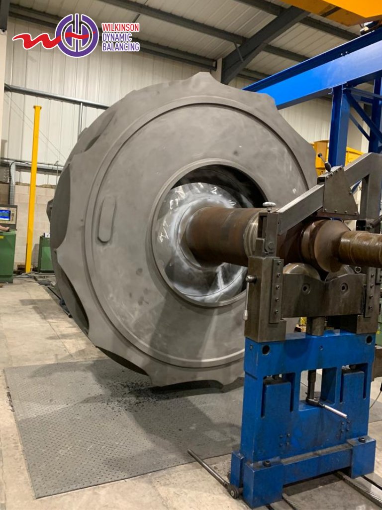 🎉Happy Friday! We're finishing off the week with this 9 tonne, 3m diameter #rotorassembly. The rotor assembly is with us for #dynamicbalancing to ISO quality grade G2.5.

📞Call us on 0121 561 4615 or email info@wdbltd.co.uk to find out how we can meet your balancing needs