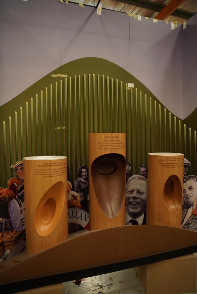 teamvisual_tvs's tweet image. "Elegance is not standing out, but being remembered." — Giorgio Armani

Our capabilities include a powerful in-house carpentry and acrylics production teams who have been working hard for 11 years! 

#display #retailprojects #customization #carpentry #acrylics #displayproduction