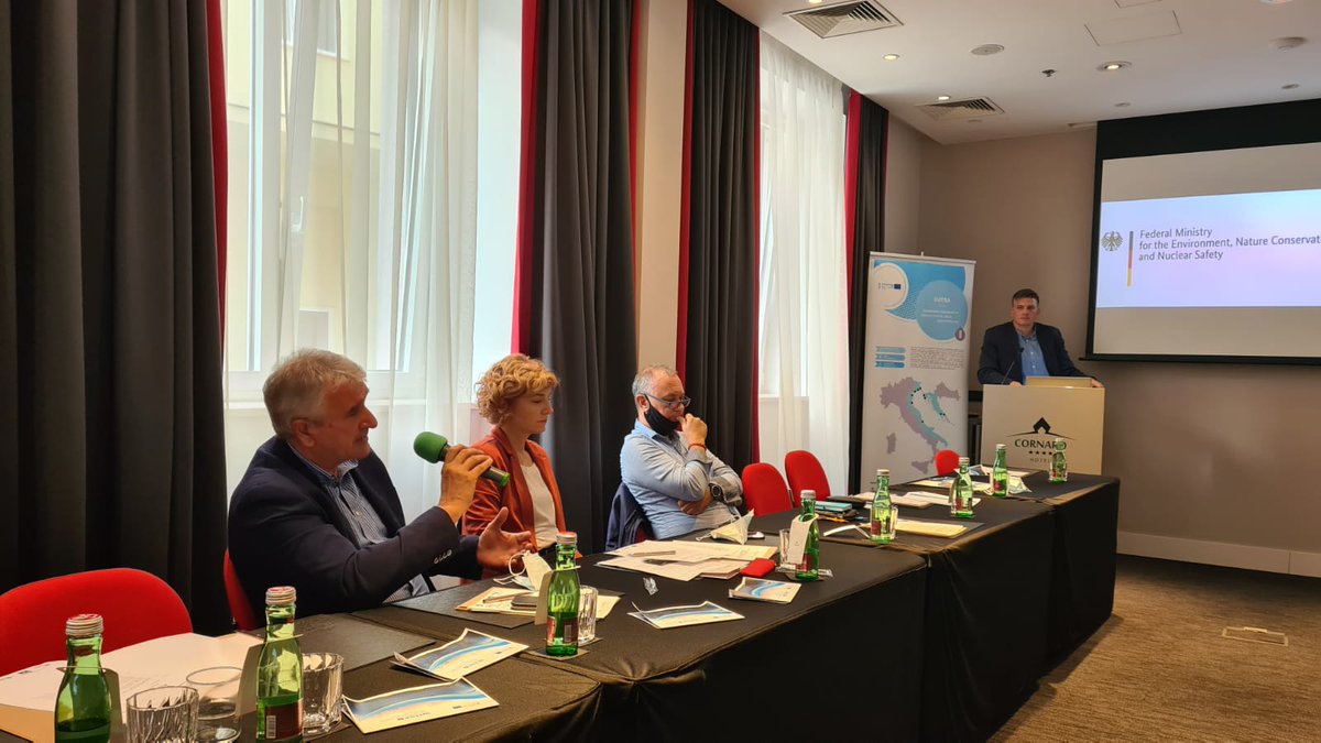 Sutra43843385's tweet photo. The #SUTRA project was successfully presented by the representative of the Split-Dalmatia County Anton Hrgović at the workshop "Good practices in decarbonization of local road traffic and opportunities for local governments" held today, October 22, 2021 in Split. #SUTRA https://t.co/3YkLcuZAKb