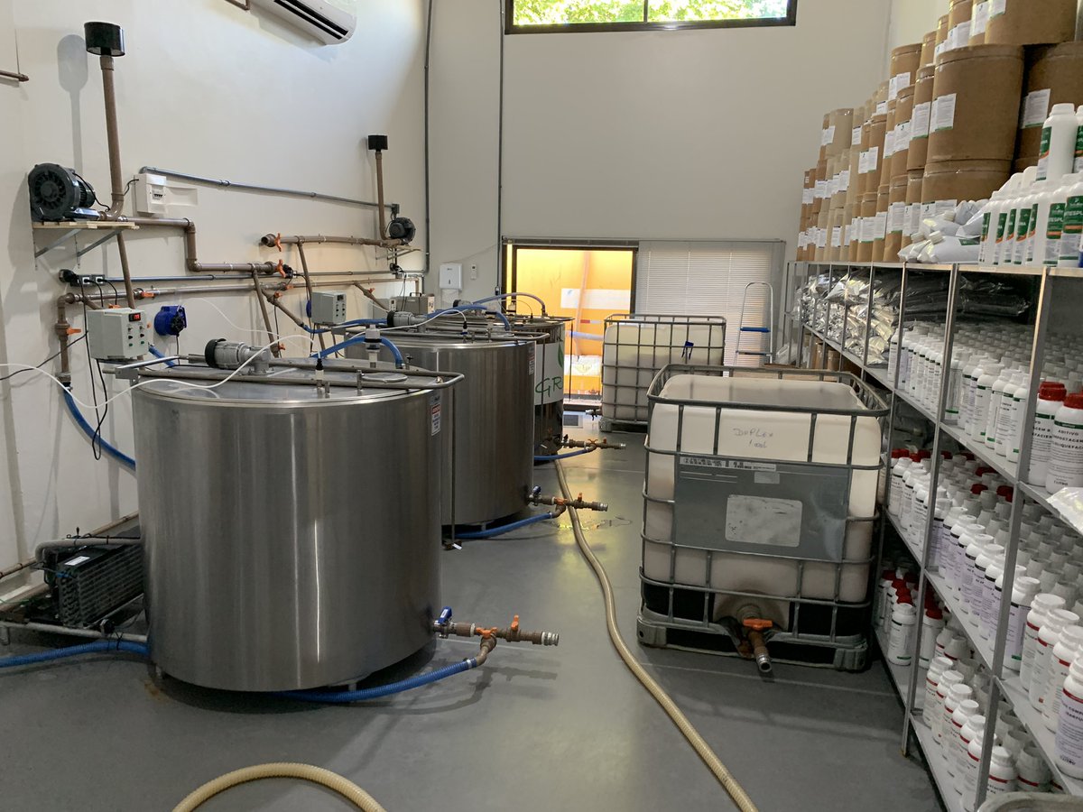 HorschPhilipp's tweet photo. Very interesting dynamics here in Brasil with biological crop care – especially the larger professional farmers are deep into this and pushing forward fast!
I am learning this can be a very interesting addition to chemical crop care. https://t.co/ftyO0GM5lU