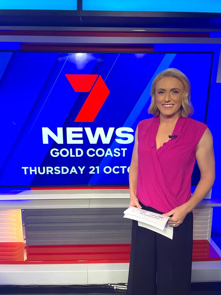 sallypearson's tweet photo. So who saw me on TV this week?! 📺🙋‍♀️

Thank you so much to @AmandaAbate, Steve Titmus and @7NewsGoldCoast for the opportunity to fill in as guest sports presenter.

#goldcoast #7gdcoastnews #sallypearson #queensland #qld #tvnewslife #olympicchampion #olympian #7news #channel7 https://t.co/6LVhxWk04Y