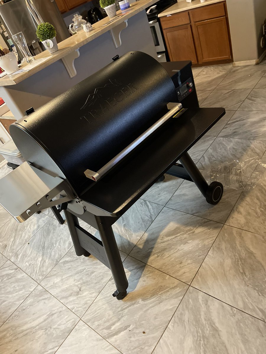dezertdom's tweet photo. My life is complete… #traeger #bbq https://t.co/7RAj3xsa1P