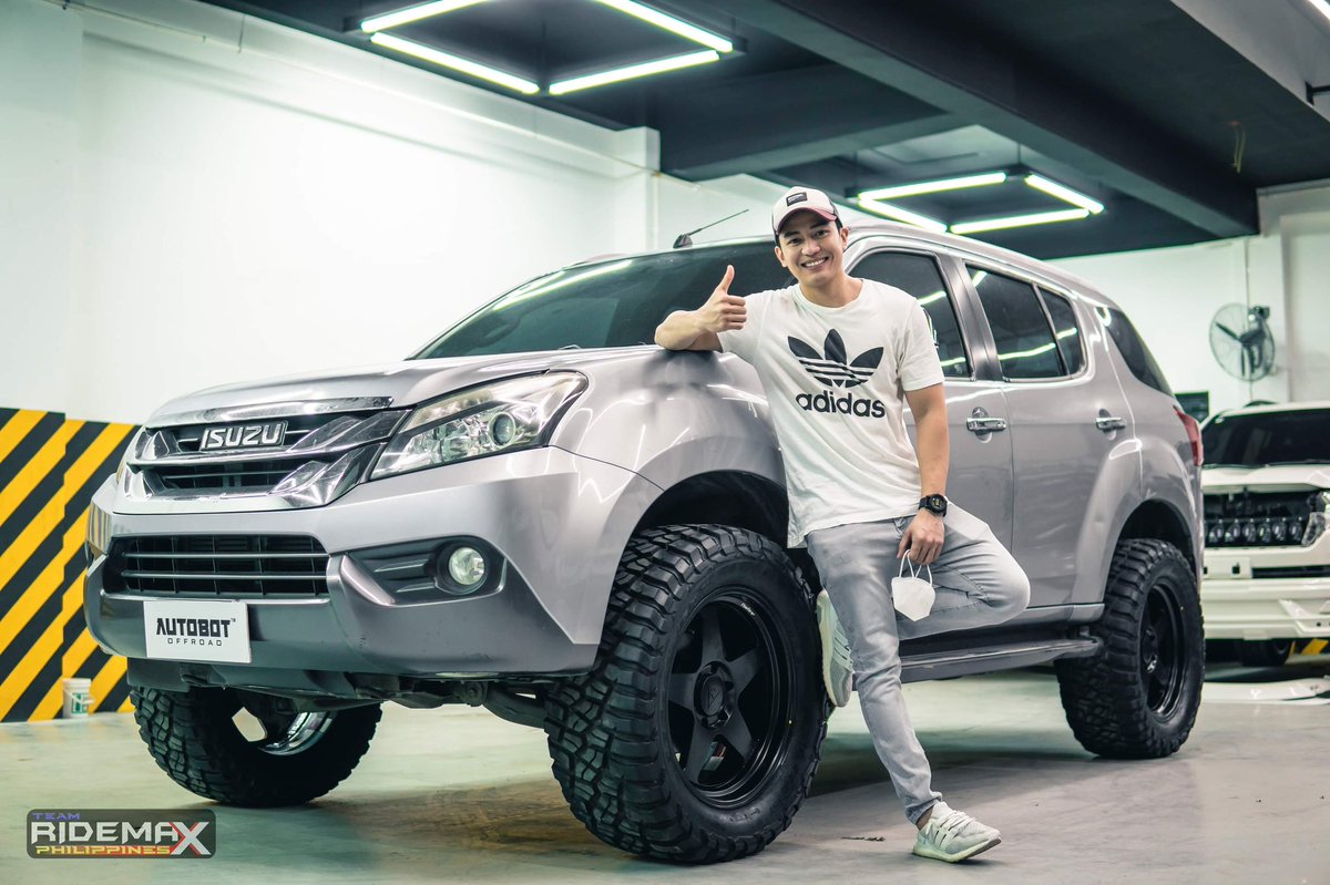 TeamRidemaxPH's tweet photo. Another vehicle upgraded with Team Ridemax products! One of GMA’s hearthrob @jak_roberto got his @isuzuphil MU-X upgraded 💯 Check out the vlog on our Youtube channel how the transformation happened! 🔥

#TeamRidemaxPH #JakRoberto #JakBie https://t.co/qB0mBQRAnq