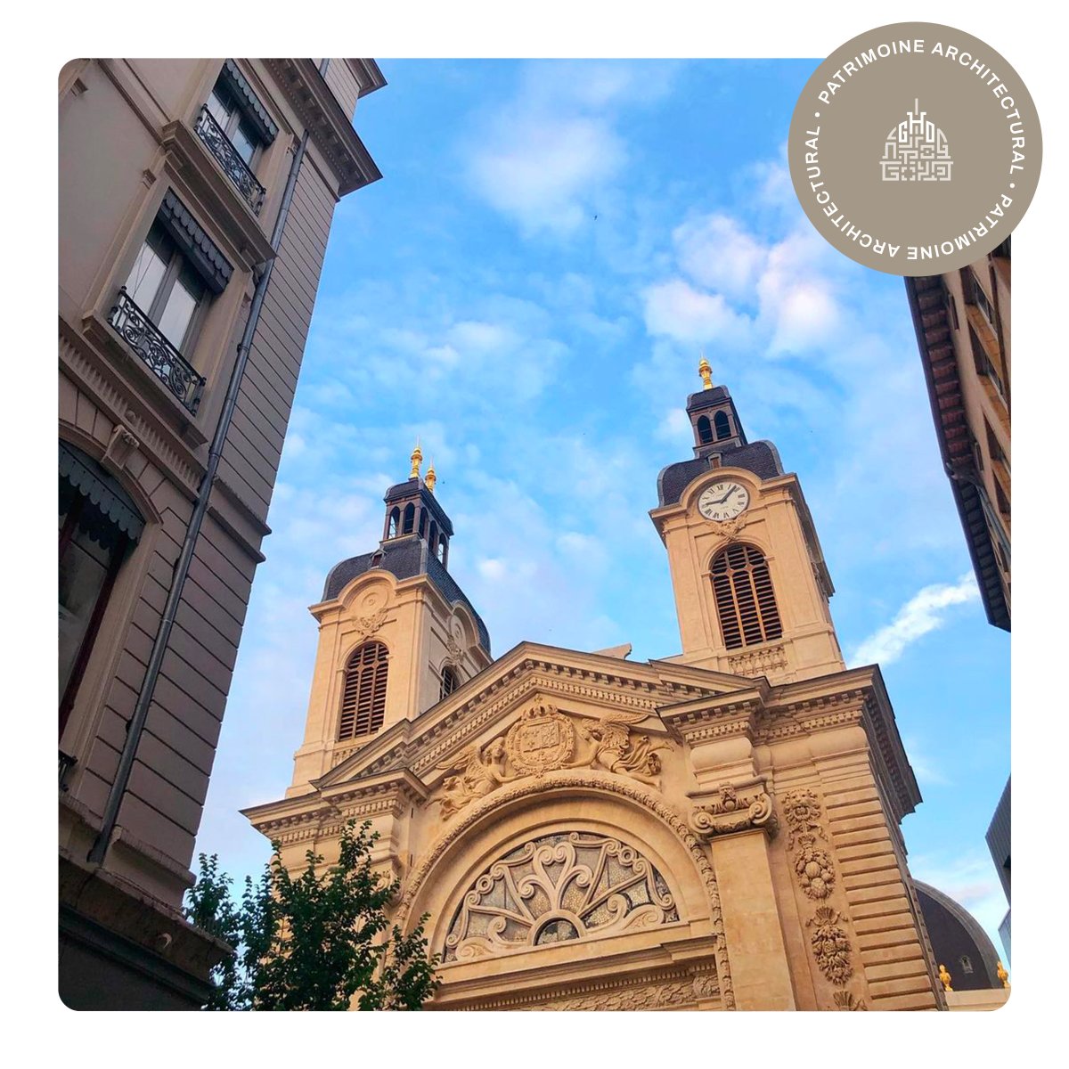 Le saviez-vous ? La Chapelle Notre-Dame-de-Pitié a été construite à l'emplacement où se situait, autrefois, l'ancêtre de l'Hôtel-Dieu : l'hôpital du "pont du Rosne". Aujourd'hui, il ne reste aucune pierre de cet édifice médiéval.

#Lyon #GrandHotelDieu #HotelDieu

📷 : _byclm ⭐️