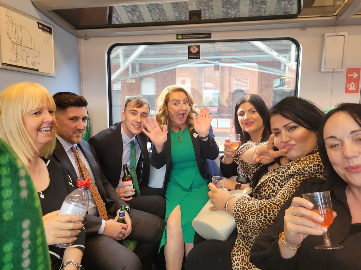 C_residential's tweet photo. We're on our way ... 3 bottles down entertaining the carriage #cresidentialrugeley #goingforgold #goingtotheestas #philspencer #estateagents https://t.co/8wvkxs7LxQ