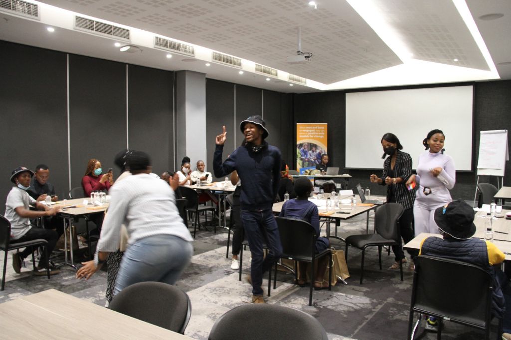 UNFPASA's tweet photo. A few weeks ago we inducted a new cohort of young people into the Youth Advisory Panel, when empowered and given the right opportunities, youth are effective drivers of change. #MeaningfulYouthParticipation https://t.co/ZZUqIksaKF