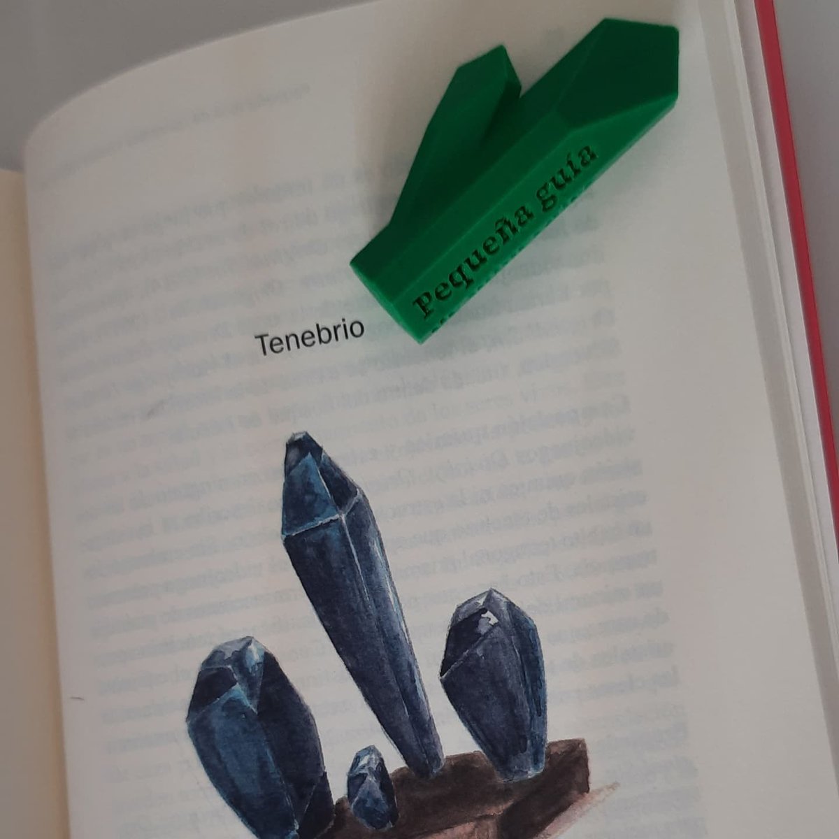 CMartillazos's tweet photo. @angelstanich se levantó hoy sintiéndose #silicio y #feldespato azul,en su mejor vena #geológica.
Si os pasa a menudo probad a sentiros  #tenebrio, y disfrutad como en #DivinityOriginalsin

#polvodebatiatto

#geologiaficcion https://t.co/3apBRzQSEs