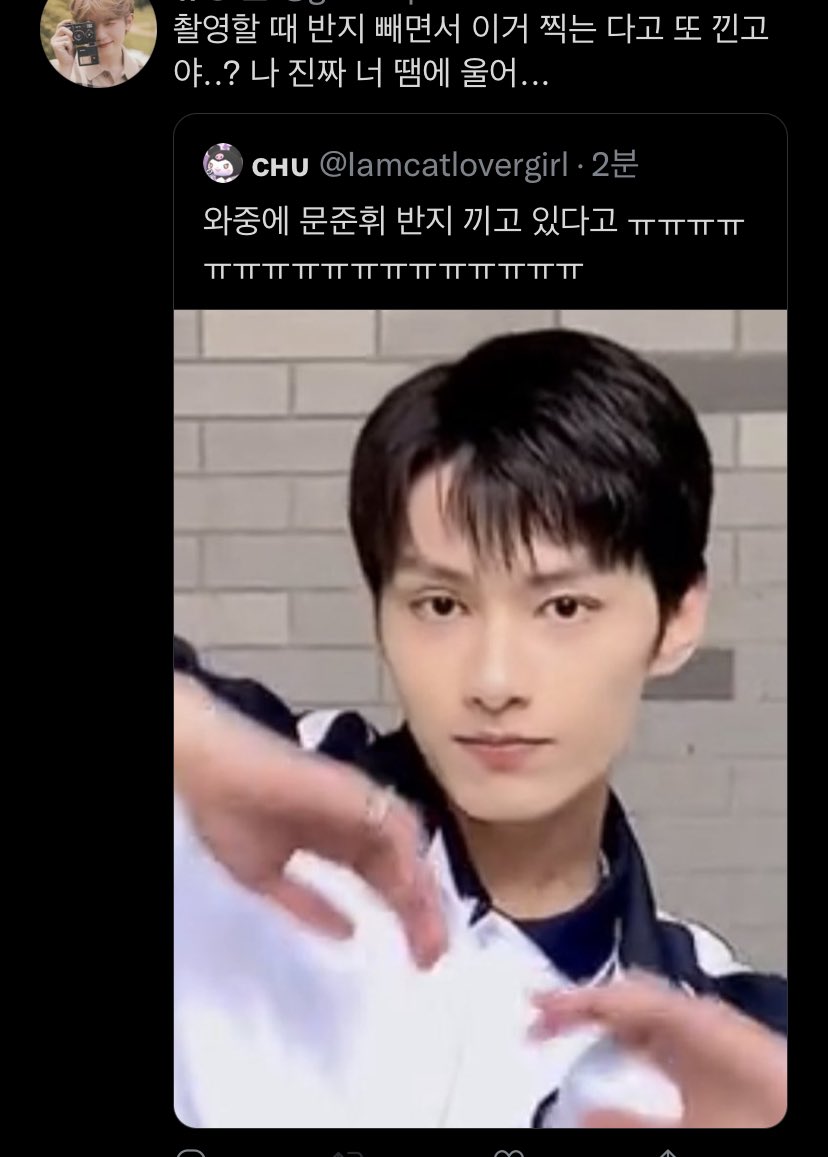 dangchwe's tweet photo. 시발..

걍 모든게 비상이다.............. https://t.co/Zkhvsyq8Vc