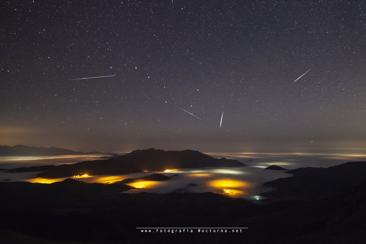 jmmpereda's tweet photo. Noches de #Perseidas desde la estación de esquí y montaña de #Altocampoo #Cantabria #Tengoganasdenieve #ComparteAltoCampoo #esquialtocampoo @Alto_Campoo #Fotografianocturna #Cantabrianocturna 
#Cantabriamasxdescubrir ⤵️⤵️
https://t.co/pDLsXAzcR5 https://t.co/vbfFfRwtTx