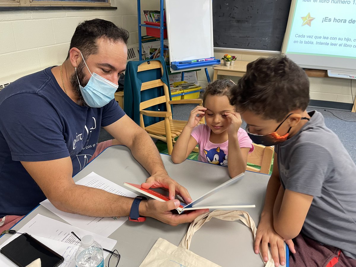 MainStreetCDC's tweet image. What a great family event- #BookBounce is getting these kiddos and their parents on the path to school success! @preschool #earlychildhoodeducation #literacy