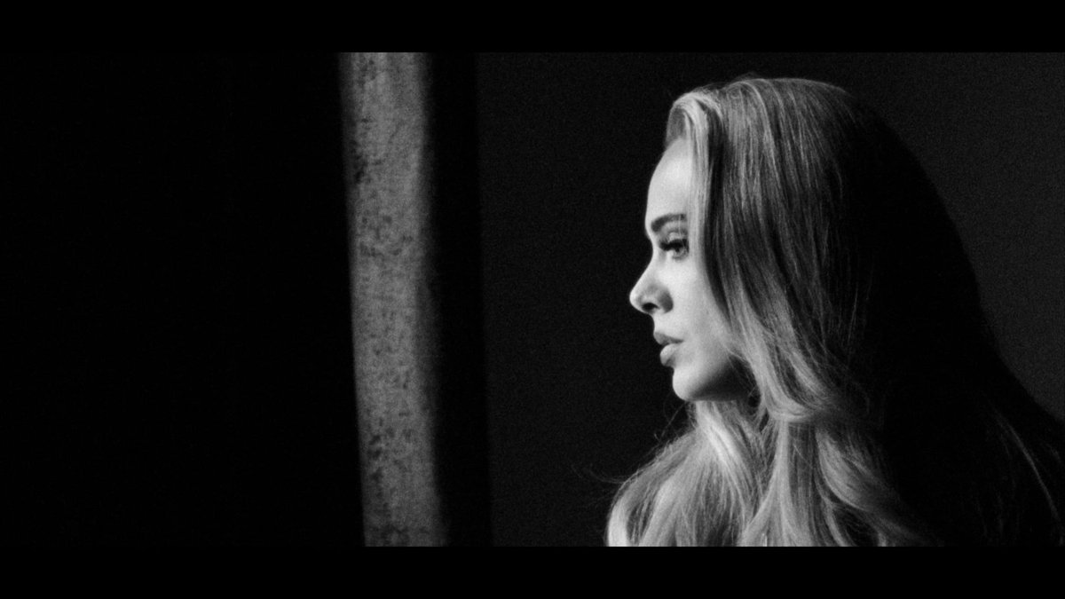 RCS_AirCheck's tweet photo. 📈 Chart Update 📻

The Queen is back! @Adele returns with 517 first-week spins #EasyOnMe 
@jonasuofficial scores Top 40 debut #BlackMagic 
@topicmusictv's radio smash #BreakingMe feat. @a7sofficial re-enters at No. 39

🔗 https://t.co/K7xm8nYjHX https://t.co/H1CUei2J85