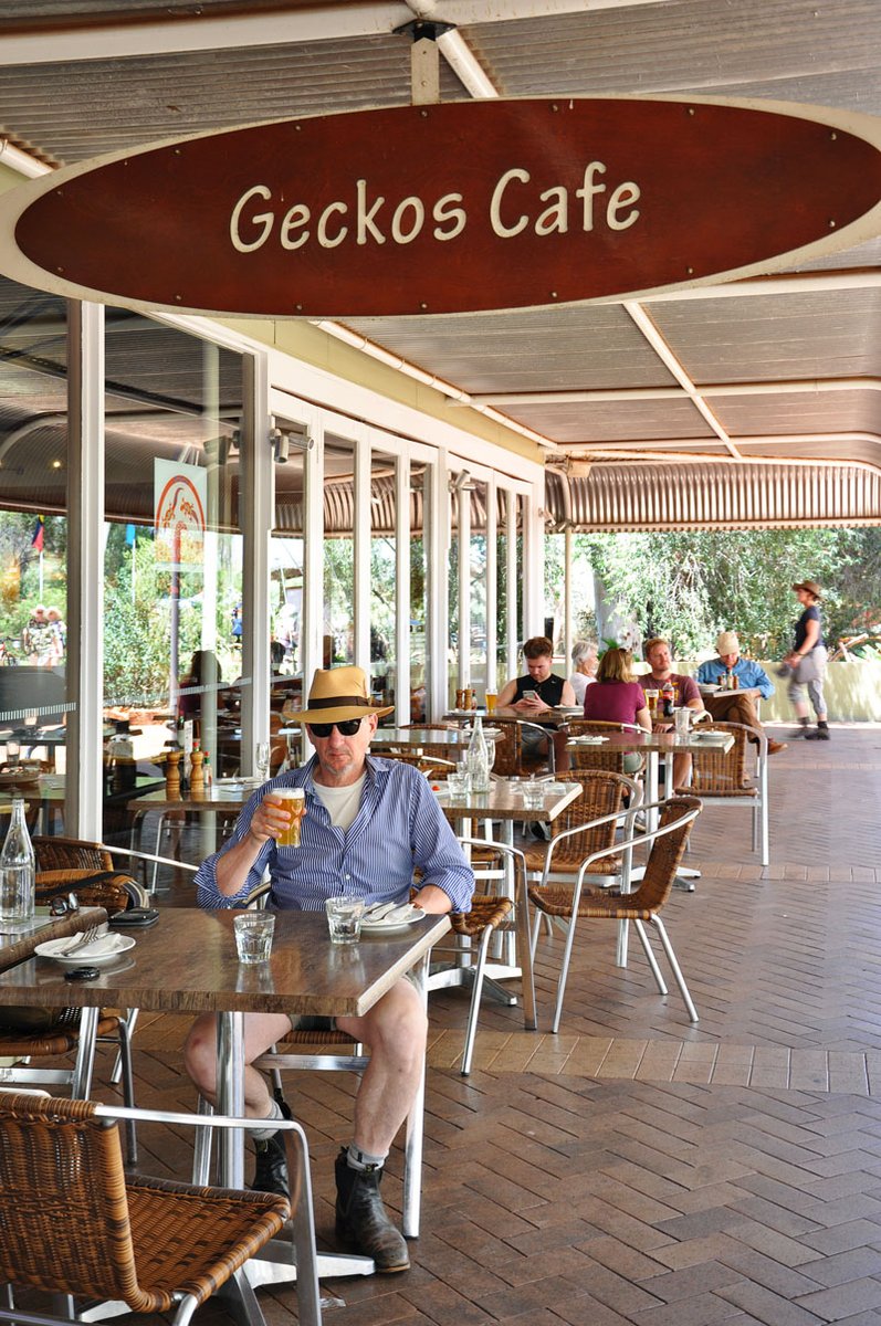 iamVivienneShe's tweet photo. There are several choices for a casual meal in Ayers Rock Resort, Yulara. Click here https://t.co/KmRiPnTgR3 for my top 3 recommendations and other dining options when you go see Uluru. #foodies #travelbloggers #Australia #outback #Yulara #exploreUluru #traveltips #desert #beers https://t.co/wEdRWMRAsT