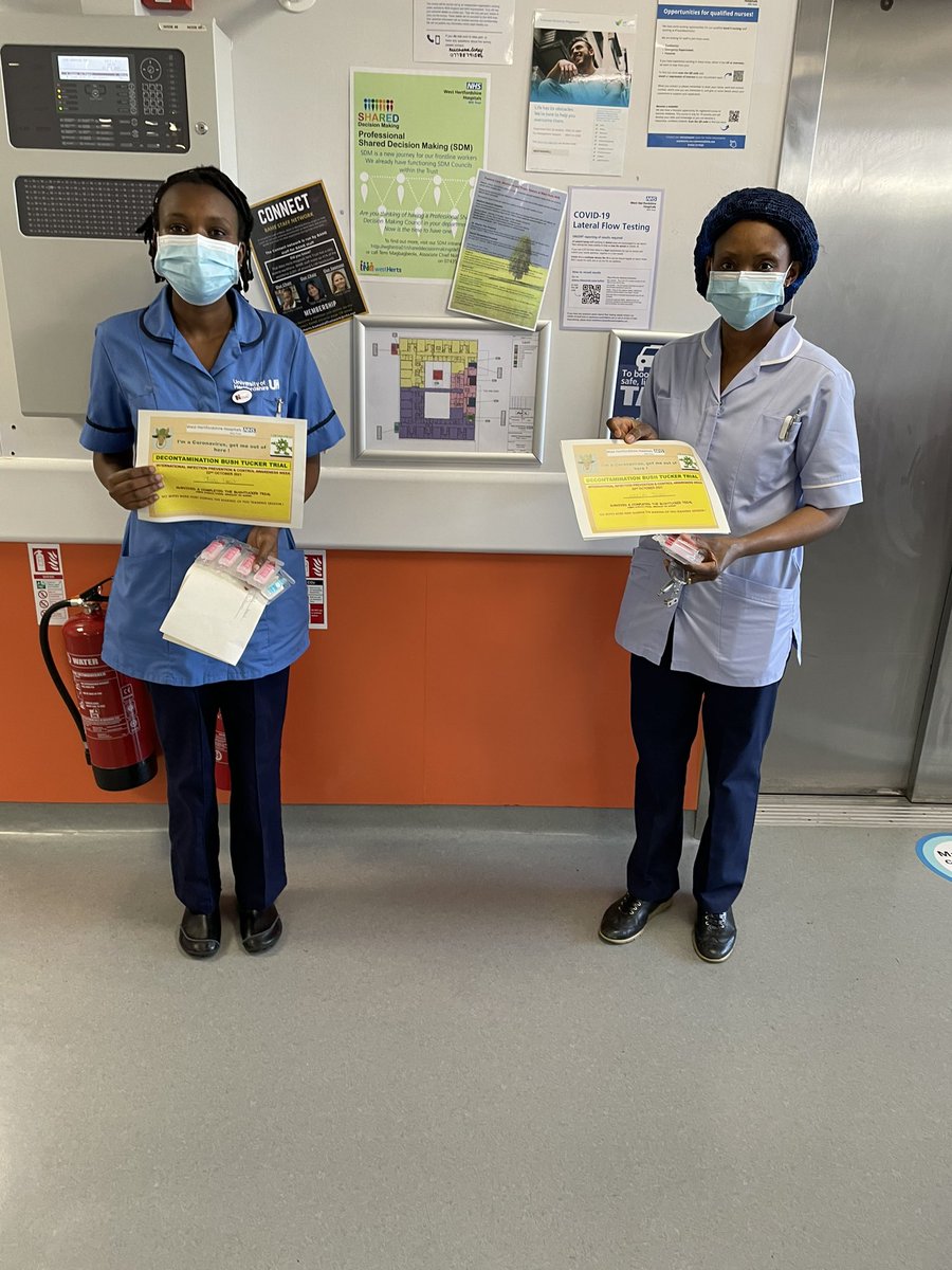 Chezza_999's tweet photo. Day 4 of International IPC Awareness Week ANTT Day. Staff have told us that they are feeling inspired by what they have seen this week. Many thanks to Alice and Mike from @BBraunUK Who were totally amazing @GlynisBenett @WestHertsNHS @CEOAllenC @CarterTreacle @AngelaWhite206 https://t.co/HVCHP54ftM