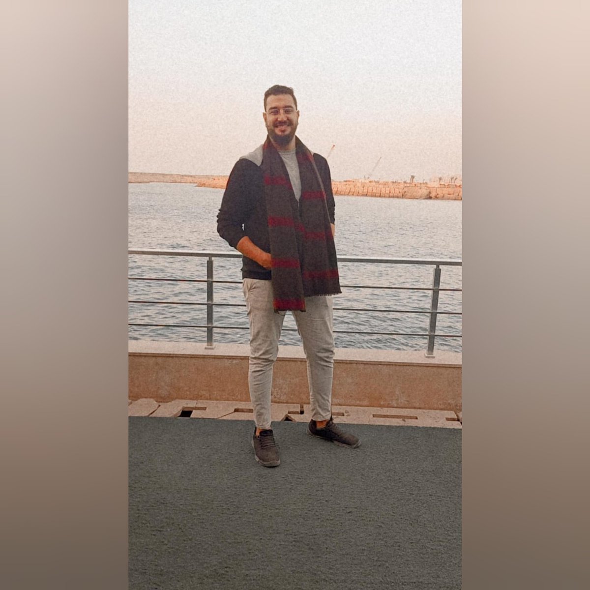 khalid231000's tweet photo. #NewProfilePic https://t.co/2u14pPH1aw