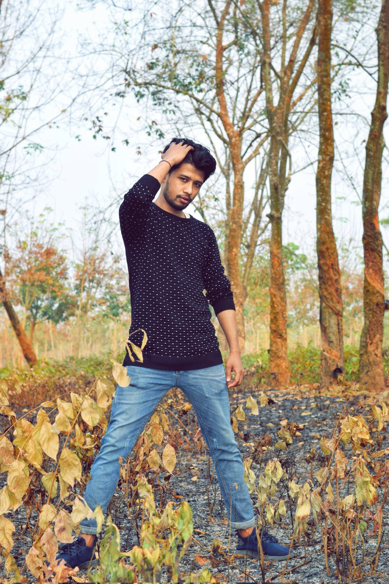 ashrafuddinbd's tweet photo. Selfie Road Chittagong Bangladesh 🇧🇩
#selfieroad #ashrafuddin #biful
#100crore #SquidGame #bangladesh #chittagong #TwitterOfTime #GooglePixel6Pro https://t.co/KC57HPuQrJ
