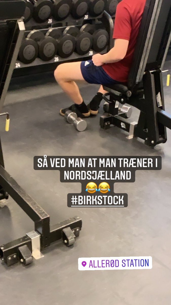BIGG_KAKA's tweet photo. F*cking #allerød 🤦🏽‍♂️😂👇🏾👇🏾 https://t.co/ogUCEI1XyB