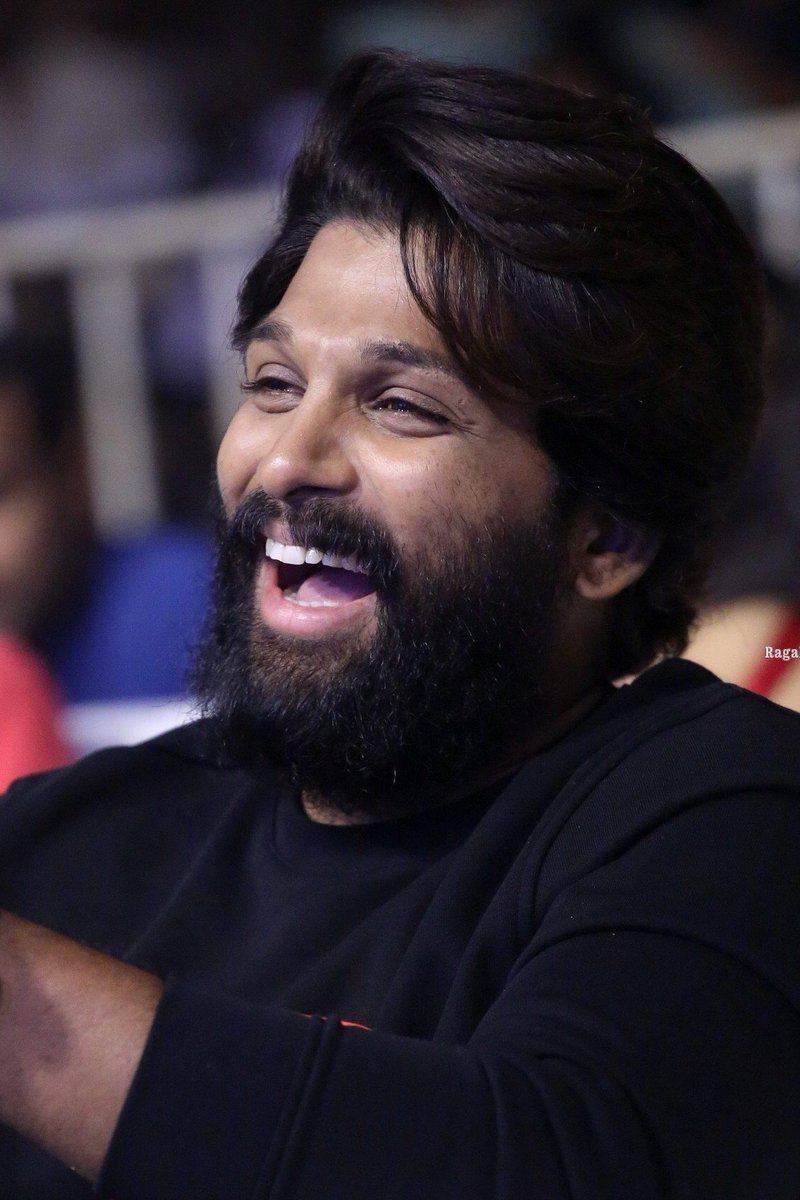 TejaAAfan_'s tweet photo. Eyes ni zoom cheyandi @alluarjun 🥺 https://t.co/tPwxNYKivT