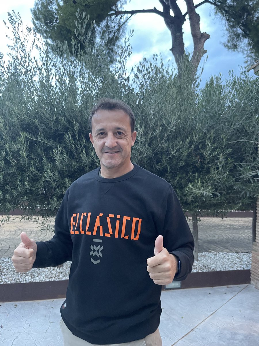 #ElClásico se vive en #LaLigaSantander. ¡PARTIDAZO! ⚽🔥