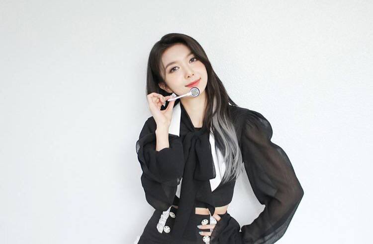 MeowDamiBot's tweet image. missing her so much [ cries ]