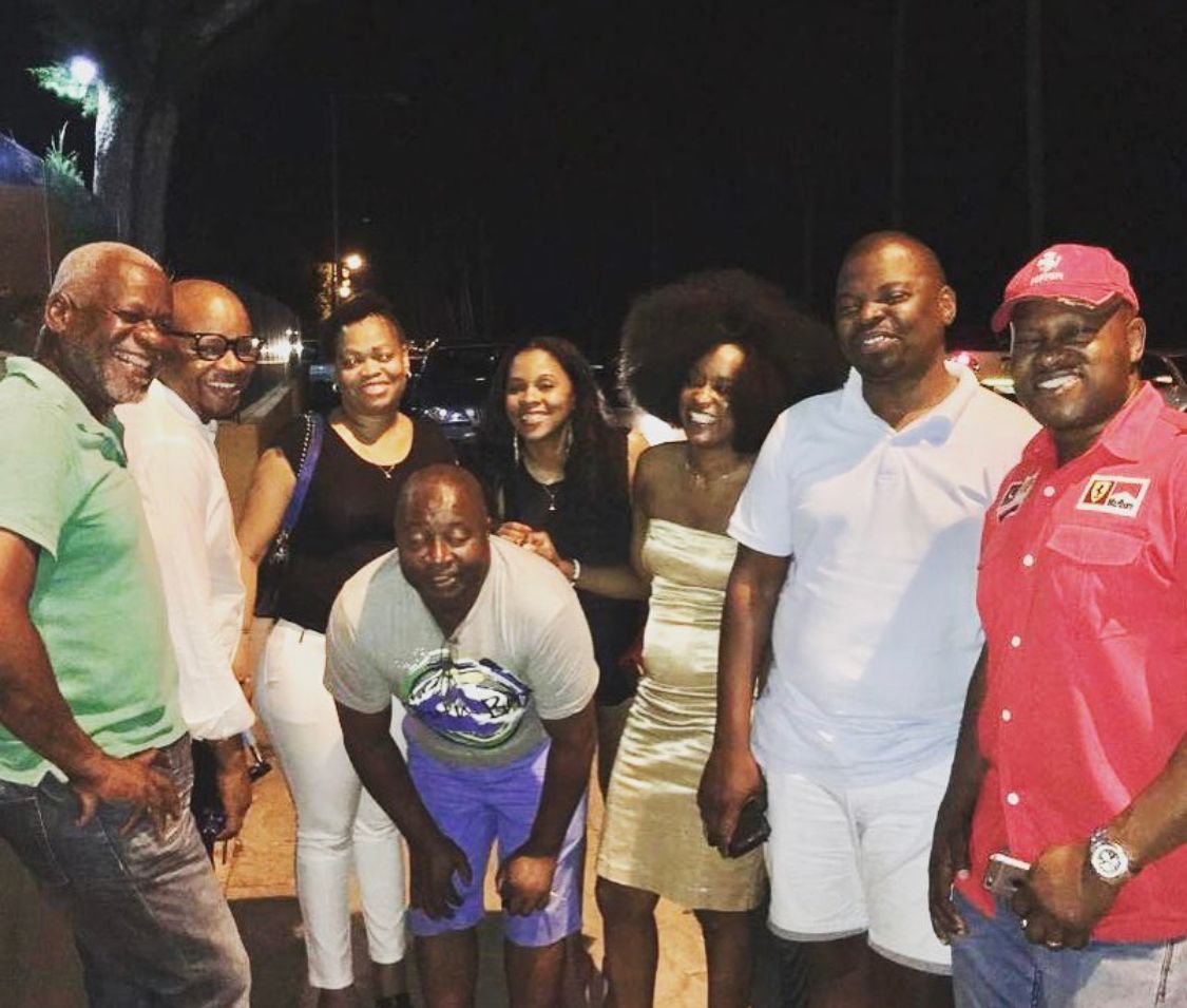 Este é o GUNGU na sua máxima força. Que tal uma peça sobre um tema do momento?

#GM