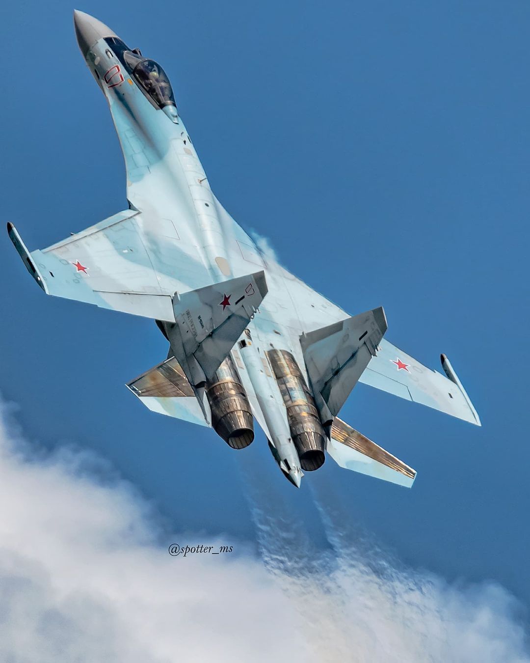 Su-35S: News #2 - Page 4 FCSP6_vXMAsJxvm?format=jpg&name=large